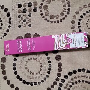 Grande Cosmetics Grande MASCARA Conditioning Peptide Mascara 5.6g